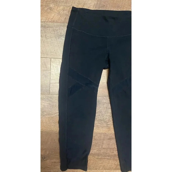Athleta Black Active Leggings W/ Mesh Sheer Detailing  Size Small - Picture 2 of 5